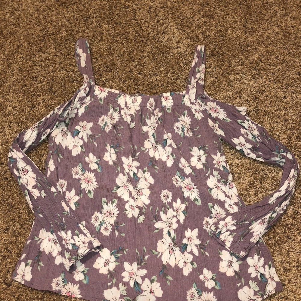 Shoulder Cut Out Blouse